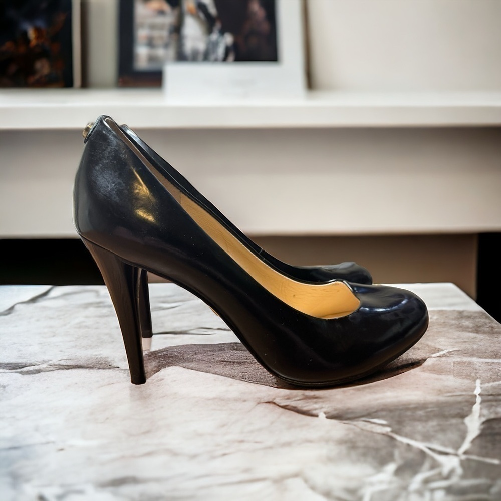 EUC Jorge Bischoff‎ Black Patent Leather Stilletto Heels US size 6